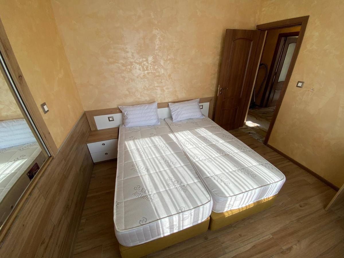 Coziness And Comfort In The Old Town Weliko Tarnowo Exterior foto